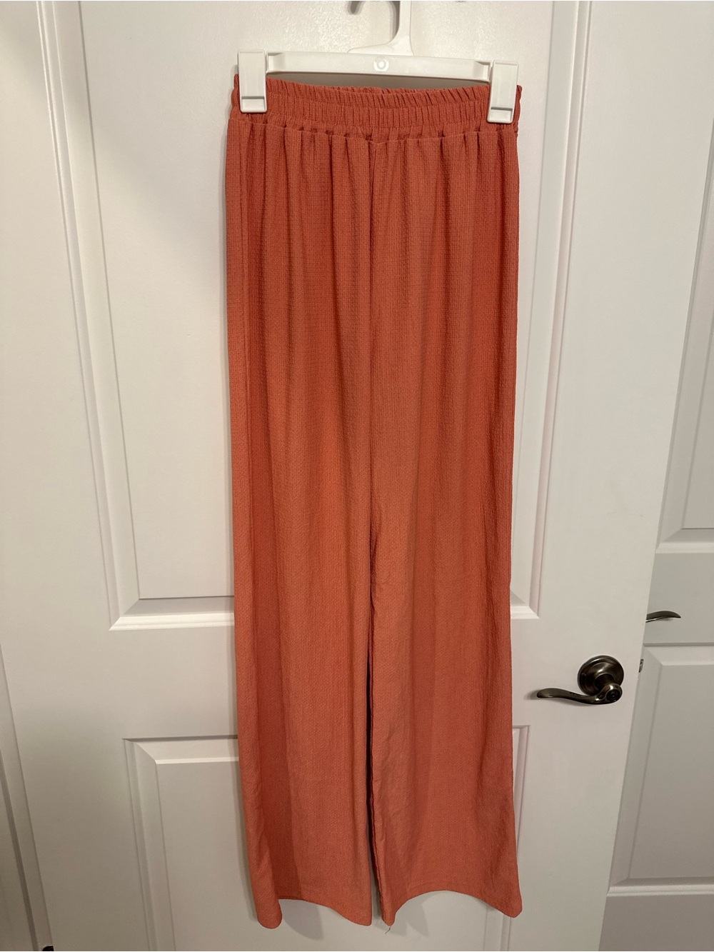 Elastic high waisted pants